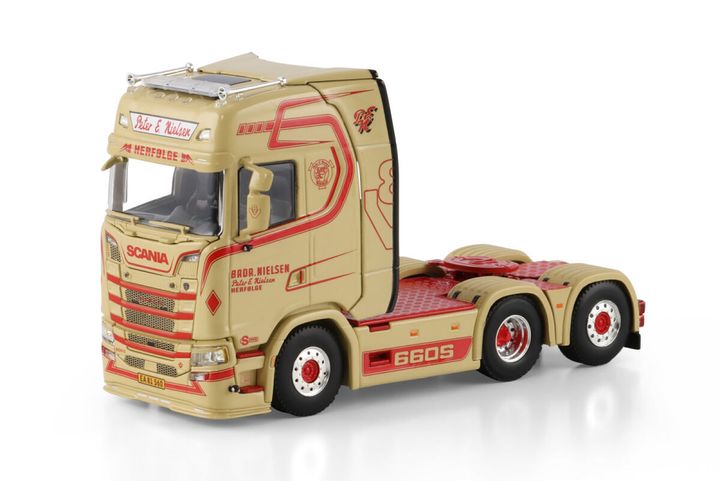 peter-e-nielsen-scania-s-highline-cs20