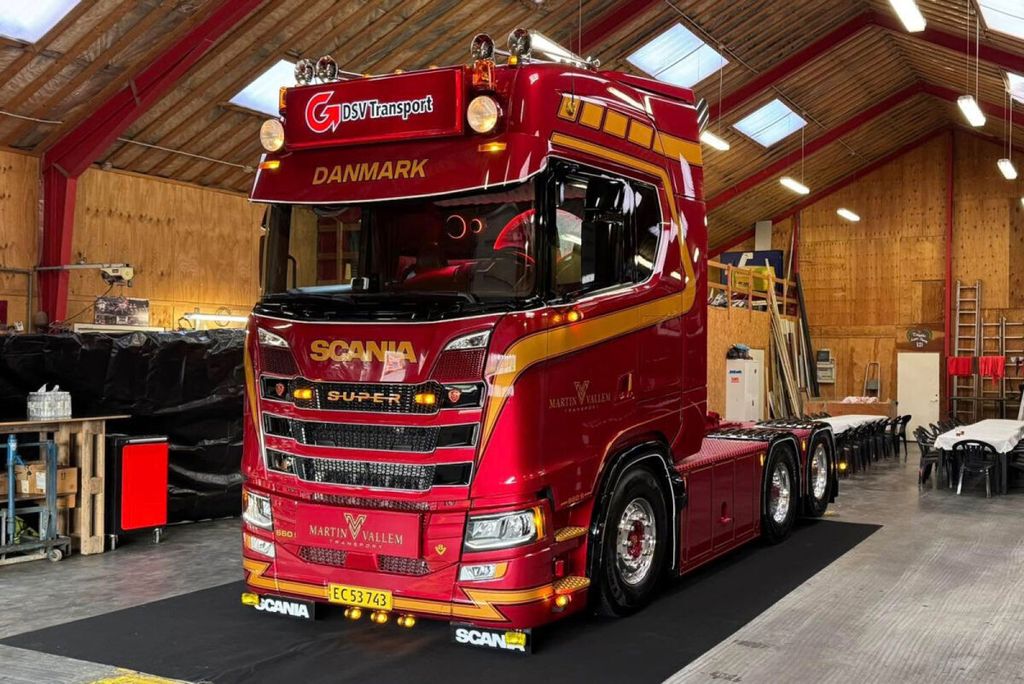 vallem-scania-s-highline-cs20h-6x2-tag
