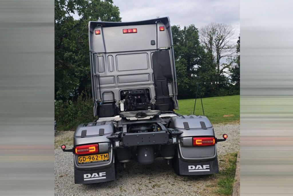armor-express-daf-xf-super-space-cab-my (1)