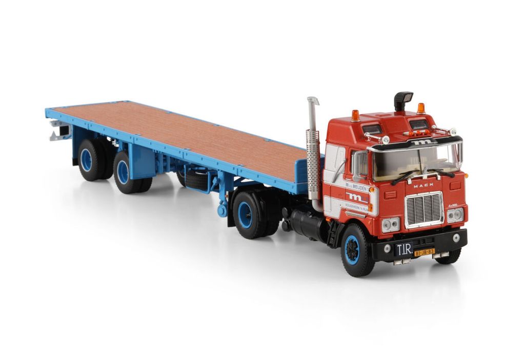 van-der-meijden-mack-f700-4x2-classic-f (3)