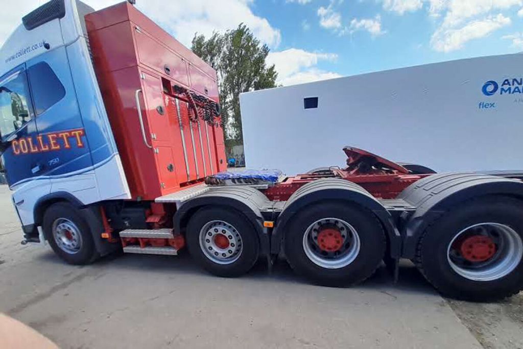 collett-volvo-fh5-globetrotter-8x4-mano (3)