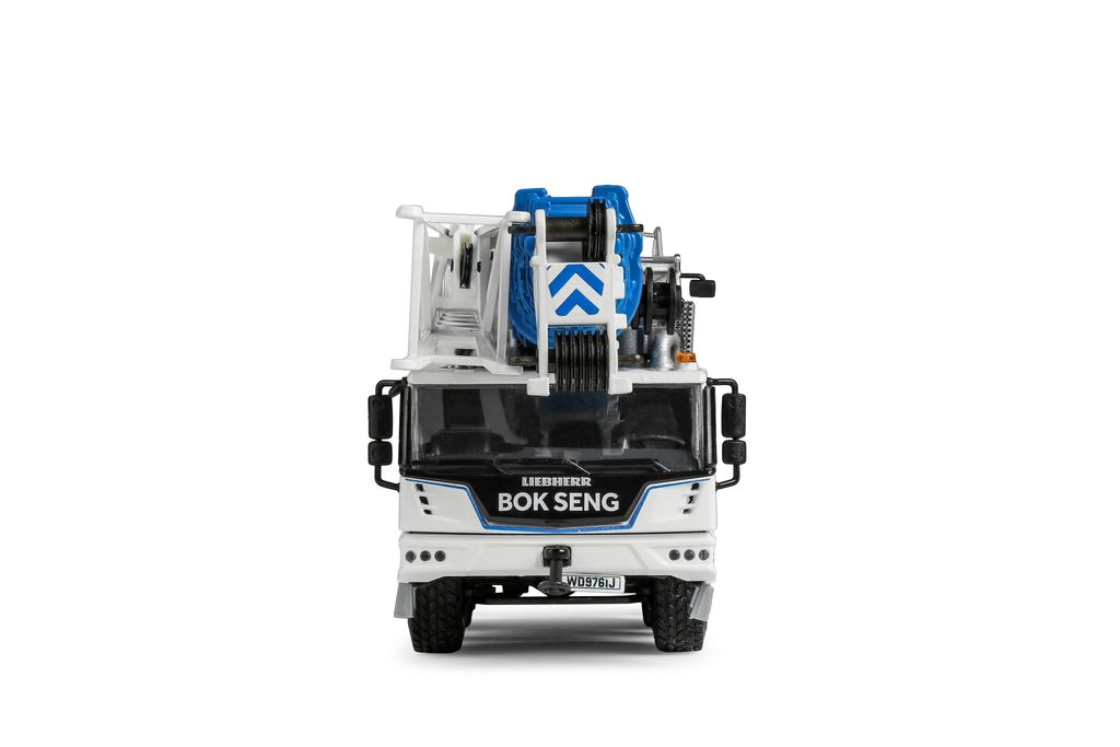 2126-04-Bok-Seng-Front