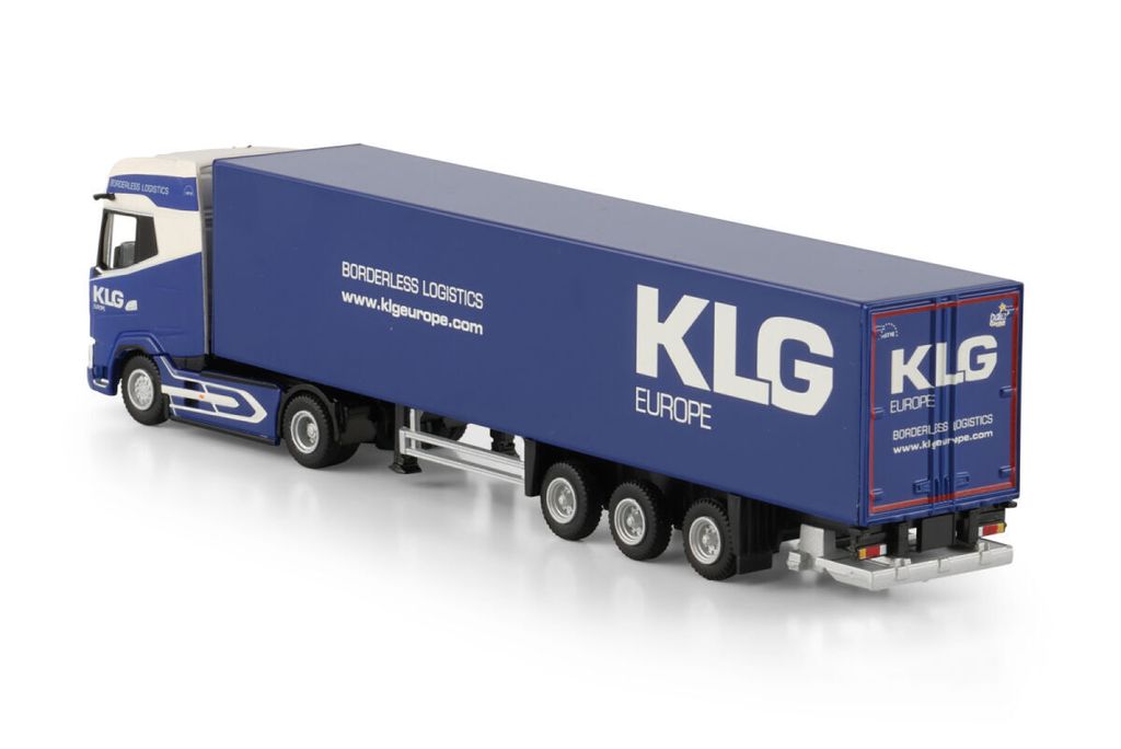 klg-europe-daf-xg-my25-4x2-box-trailer-1 (2)