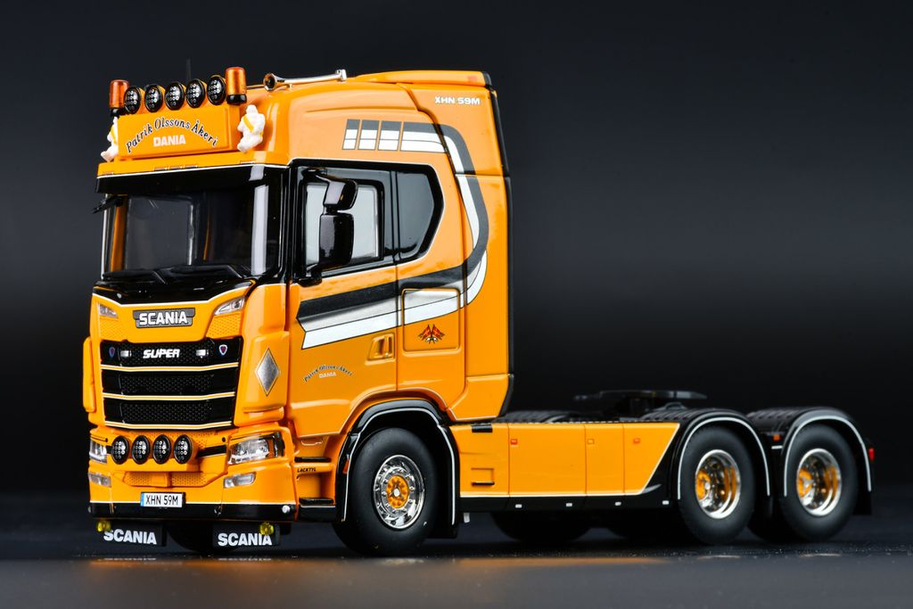 patrik-olssons-scania-s-serie-6x4 (3)