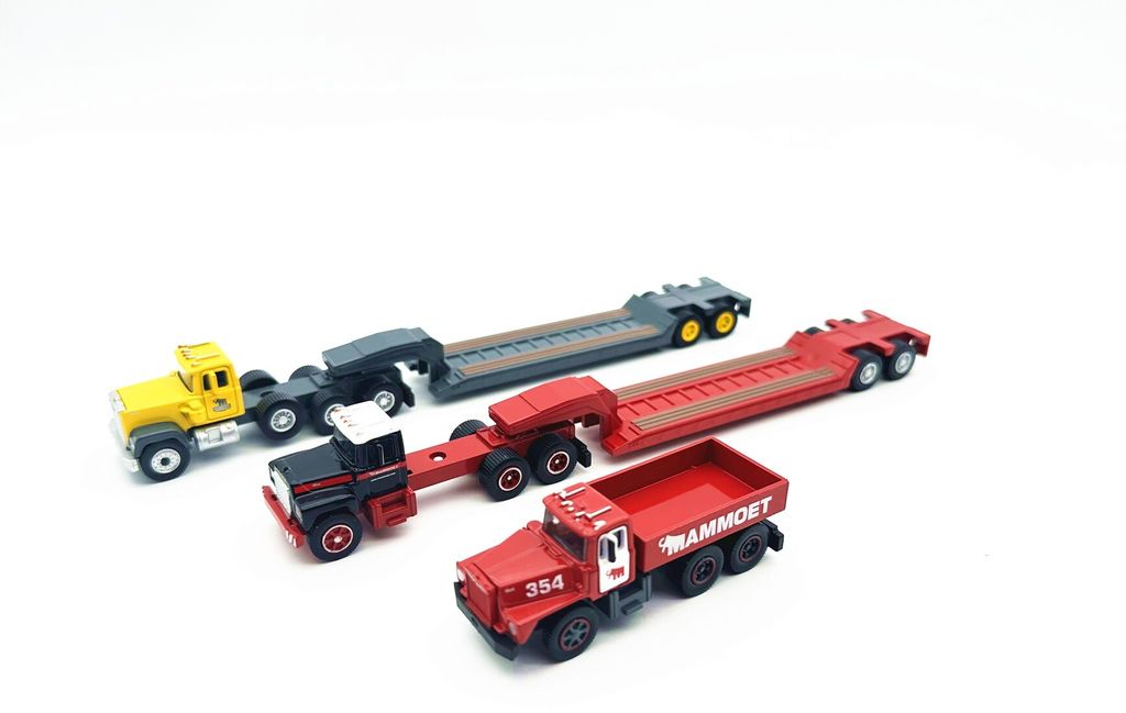 mammoet-mack-trucks-1-87-set