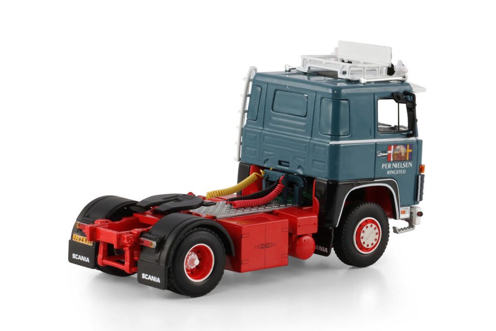 per-nielsen-scania-1-series-4x2 (1)