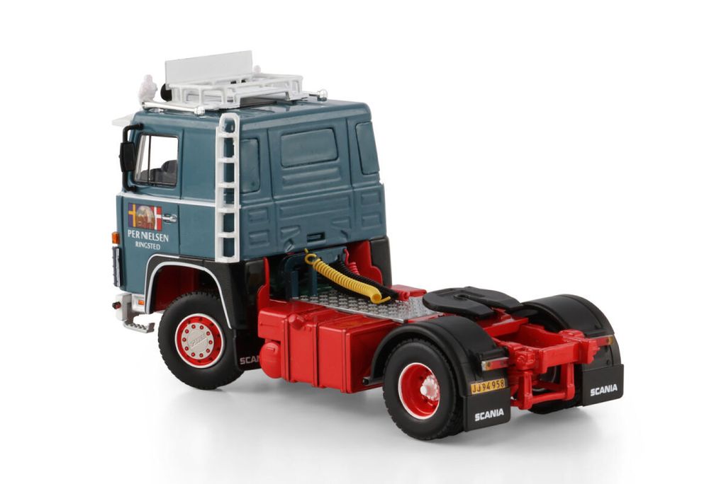 per-nielsen-scania-1-series-4x2 (2)