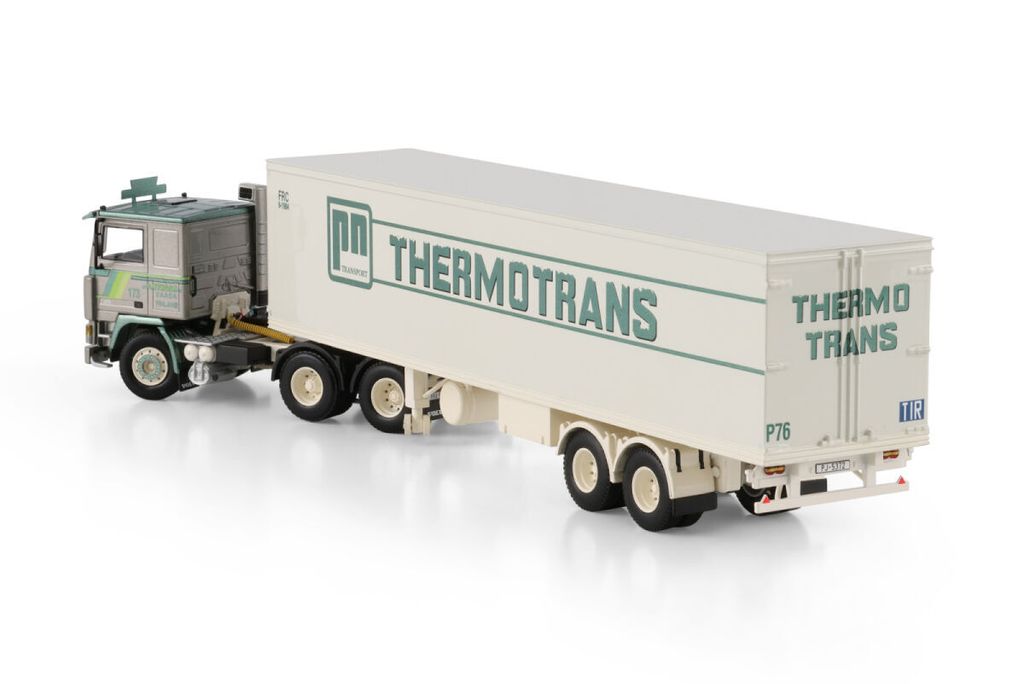 p-nyholm-volvo-f10-6x2-tag-axle-classi (2)