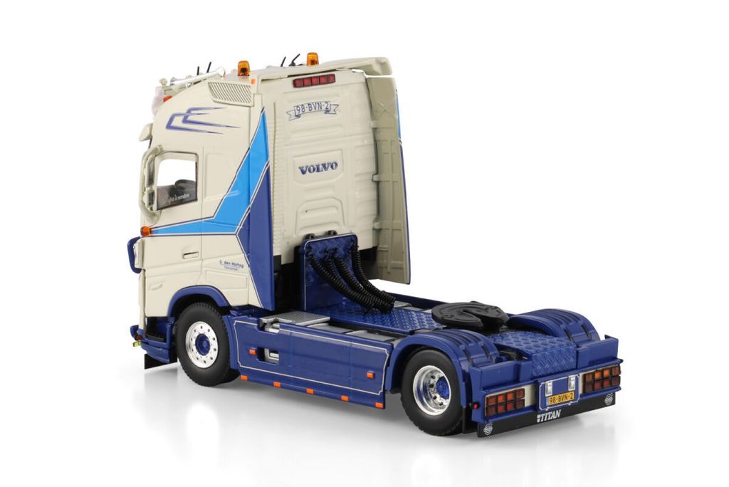 h-den-hartog-volvo-fh5-globetrotter-xl (4)