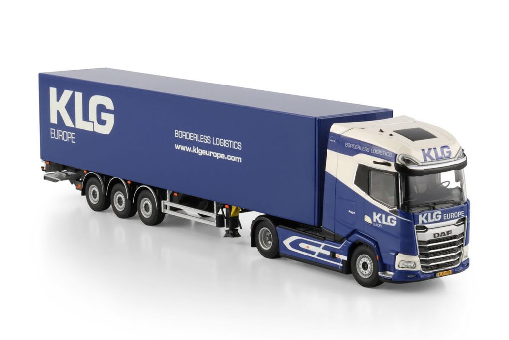 klg-europe-daf-xg-my25-4x2-box-trailer (3)