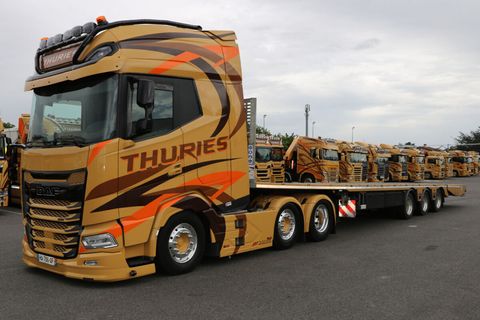 thuries-daf-xg-6x2-twin-steer-flatbed