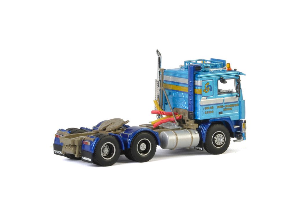 smit-transport-volvo-f12-6x2-tag-axle (1)