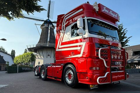 jens-naujok-daf-xf-105-super-space-cab