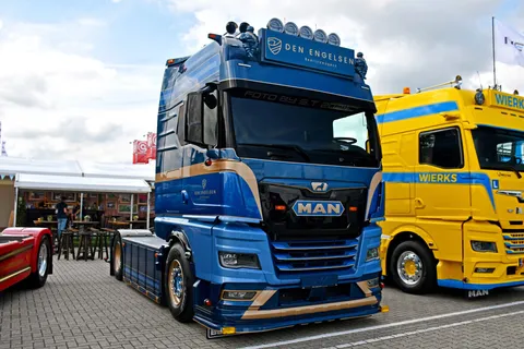 den-engelsen-man-tgx-gx-4x2