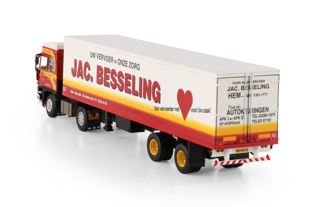 de-drieban-transport-daf-3300-space-cab-1 (2)