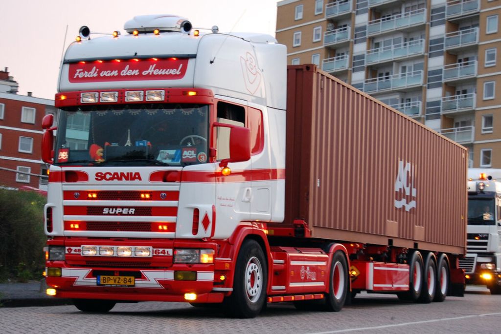 ferdi-van-den-heuvel-scania-4-series-to