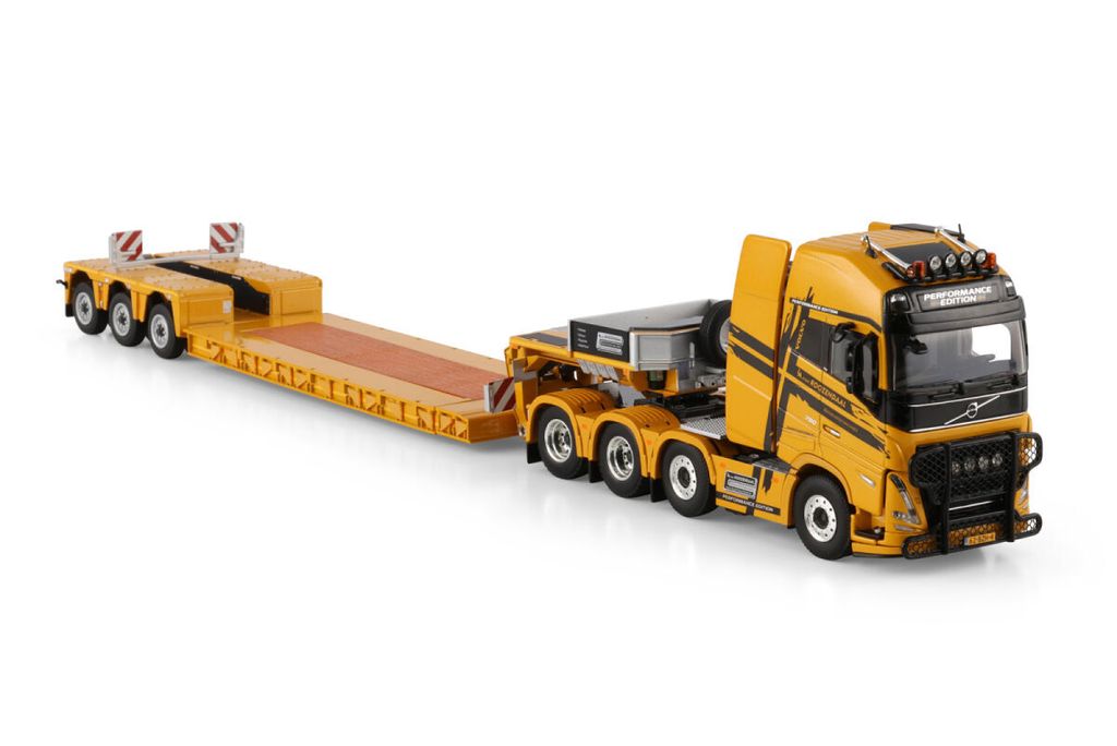 l-a-van-roozendaal-volvo-fh5-globetrot (3)