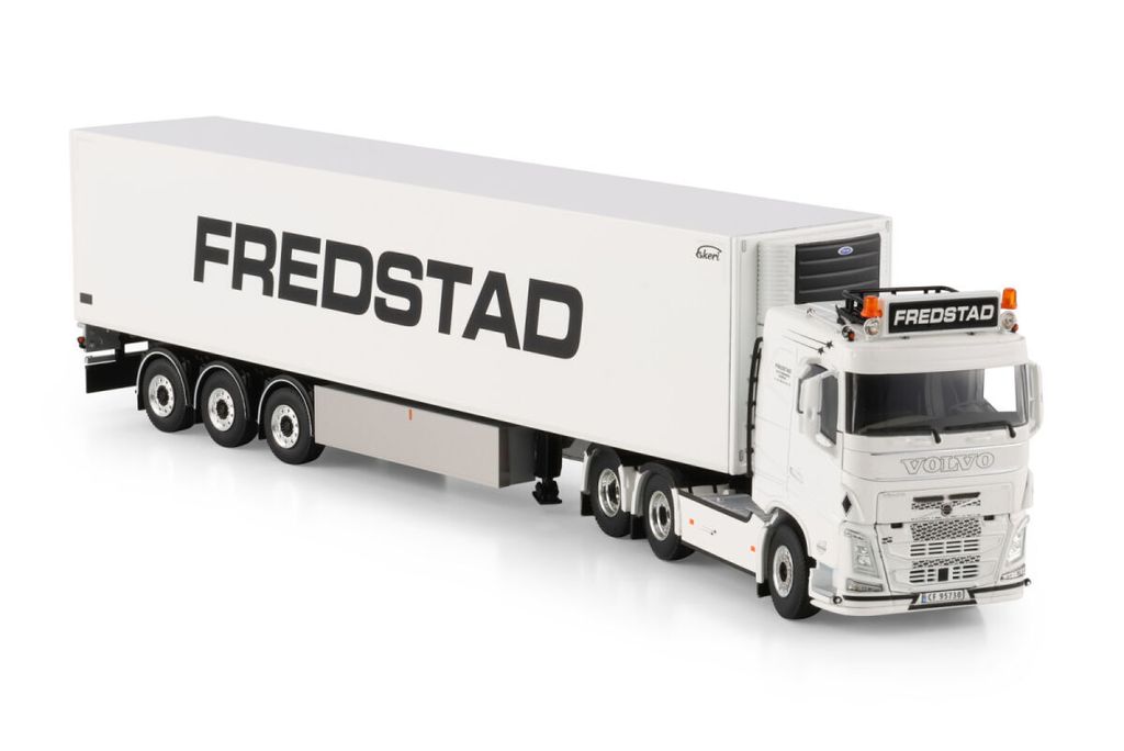 fredstad-volvo-fh4-sleeper-cab-6x2-tag (3)