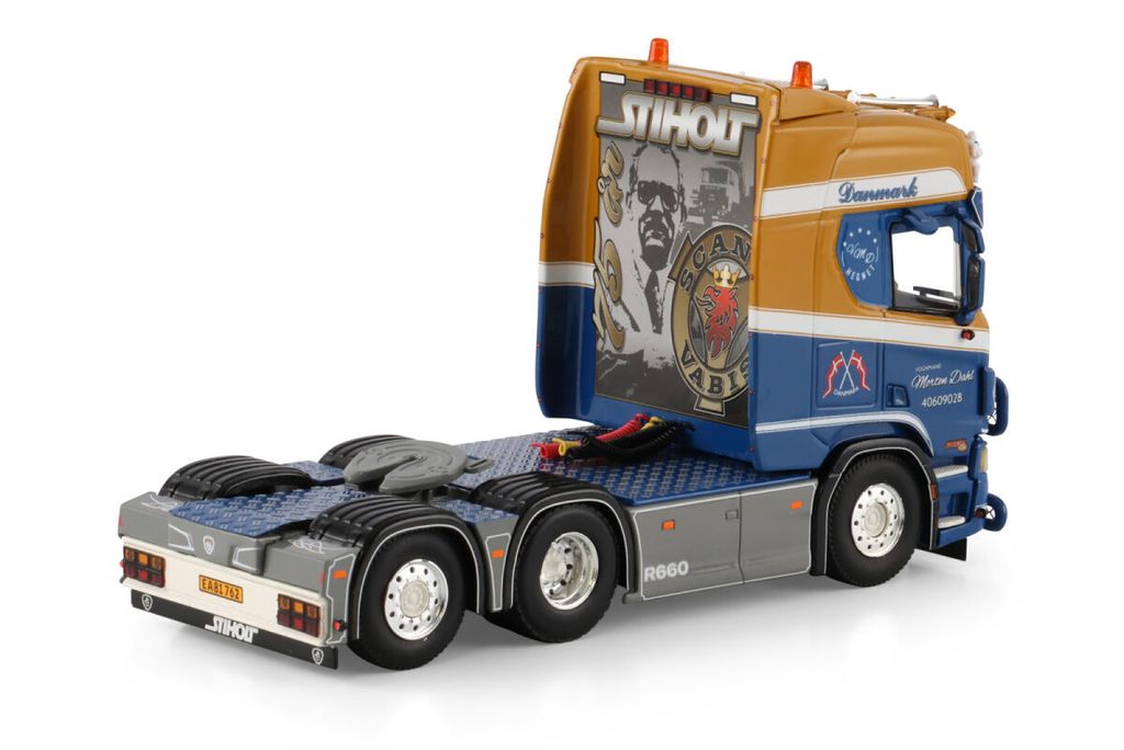 morten-dahl-scania-r-highline-cr20h-6x2 (1)