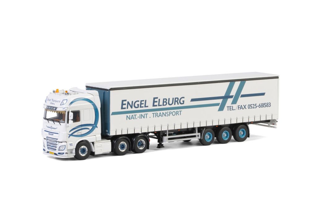engel-daf-xf-super-space-cab-6x2-tag-ax