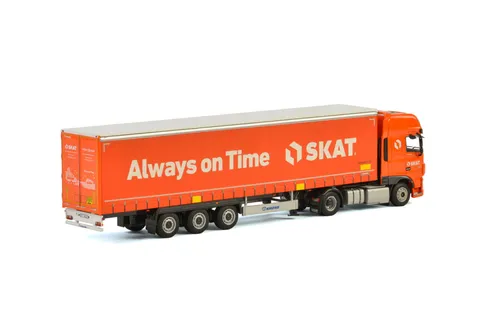 skat-daf-xf-super-space-cab-4x2-curtain (1)