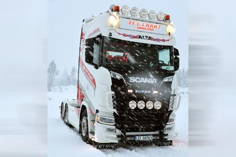tft-frakt-scania-s-highline-cs20h-6x2-t (1)