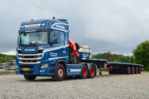 vindelsbaek-scania-r-highline-cr20h-6x2-1