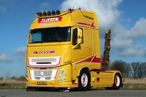 tijssen-dronryp-volvo-fh-aero-globetrot (1)