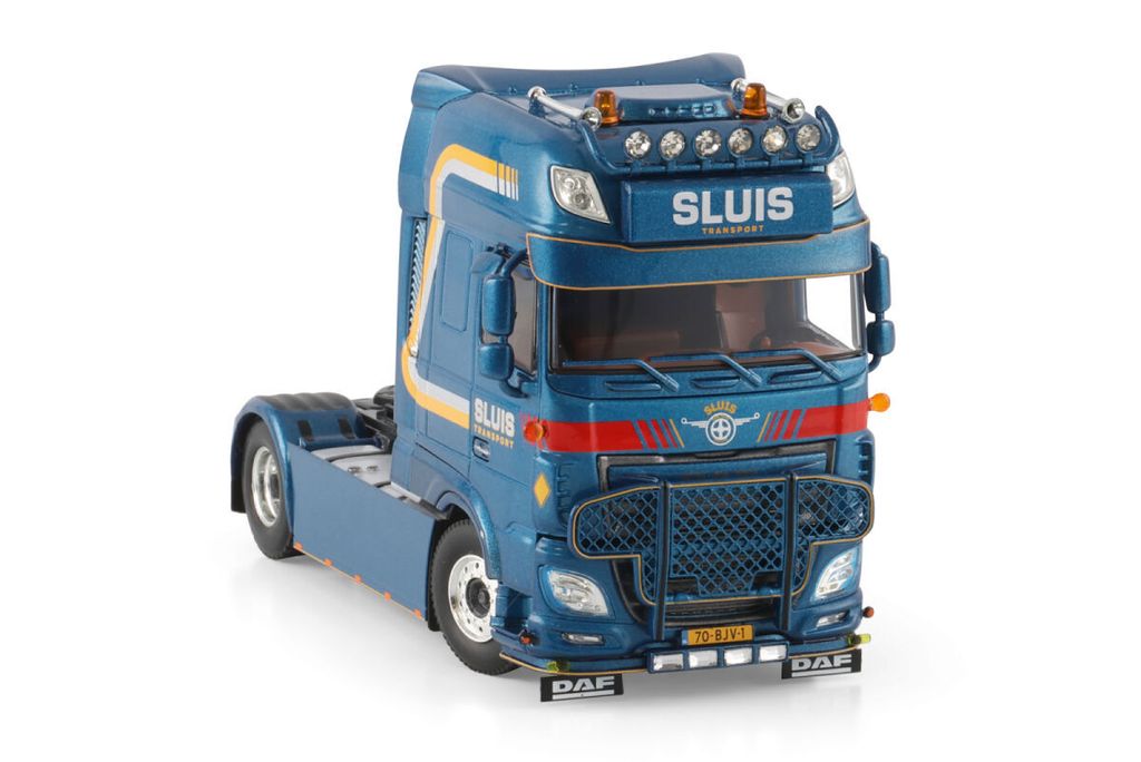 sluis-transport-daf-xf-super-space-cab (3)