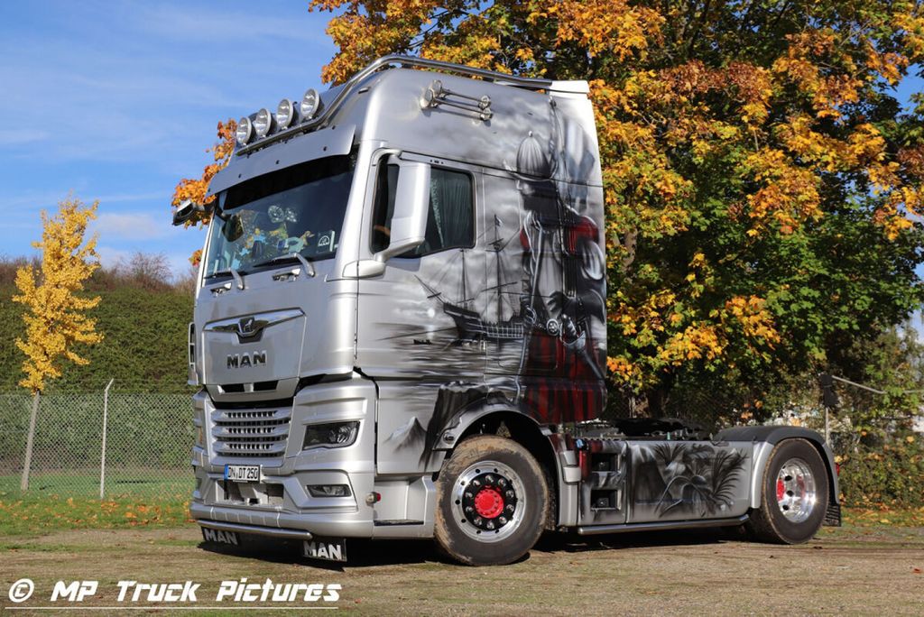 decker-transporte-man-tgx-gx-4x2-german