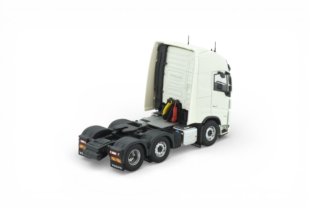 89836 - Mod 233000B  TB Volvo FH05 Globetrotter XL - 3 - HR