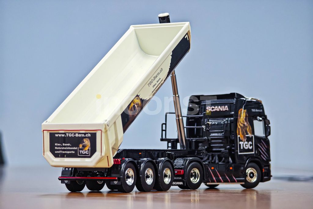 01-2695(4)_副本_副本