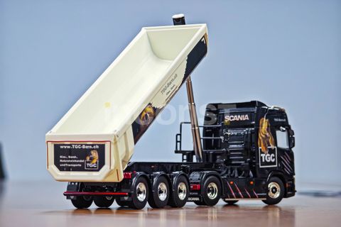 01-2695(4)_副本_副本