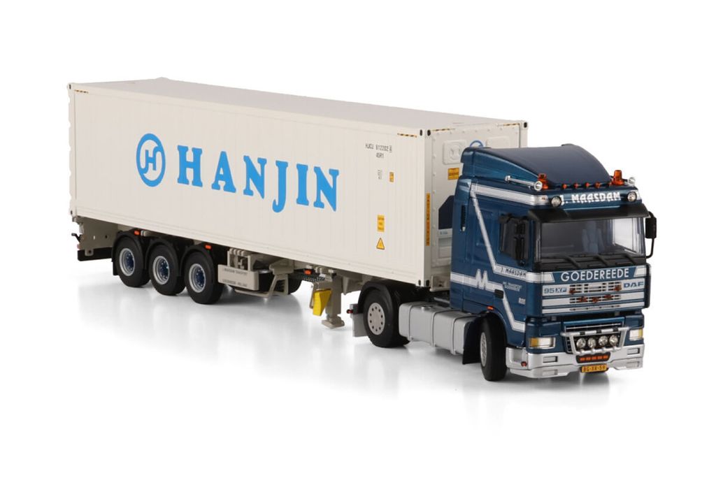 jan-maasdam-daf-95xf-space-cab-4x2-flex (3)