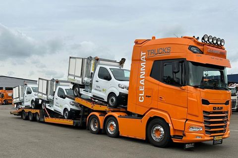 clean-mat-trucks-daf-xg-6x2-twin-steer
