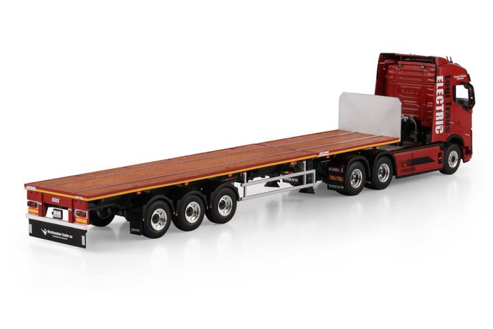 logi-trans-volvo-fh5-globetrotter-elect-1 (1)