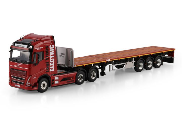 logi-trans-volvo-fh5-globetrotter-elect-1