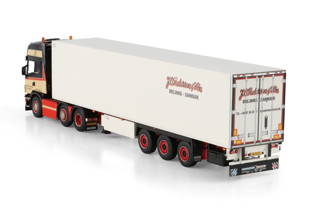 j-o-pedersen-scania-4-series-topline-6 (2)