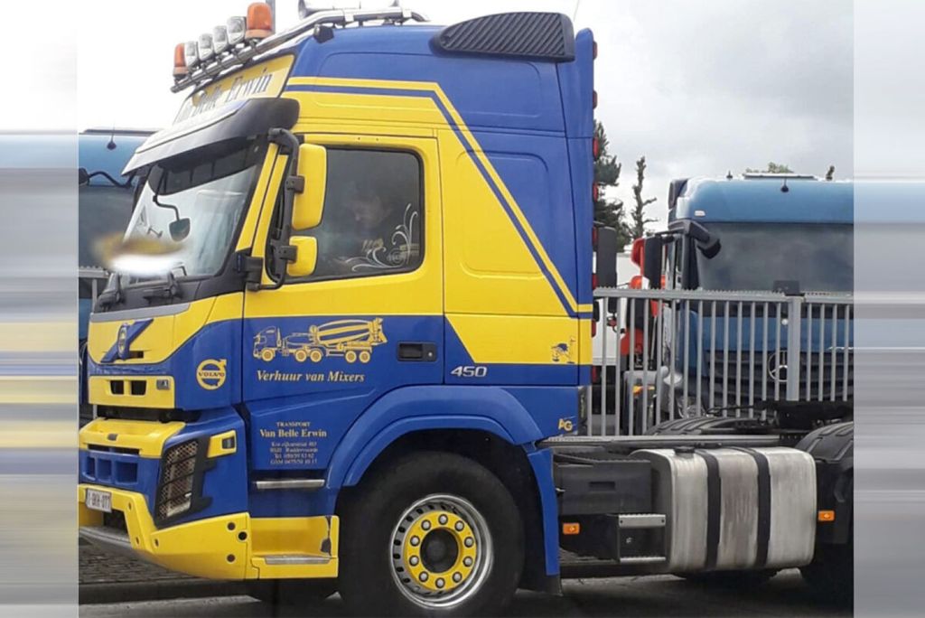 van-belle-transport-volvo-fmx-globetrot (1)