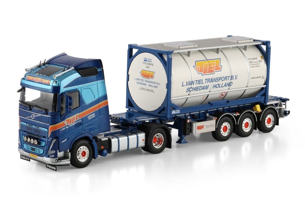 l-van-tiel-volvo-fh5-globetrotter-4x2