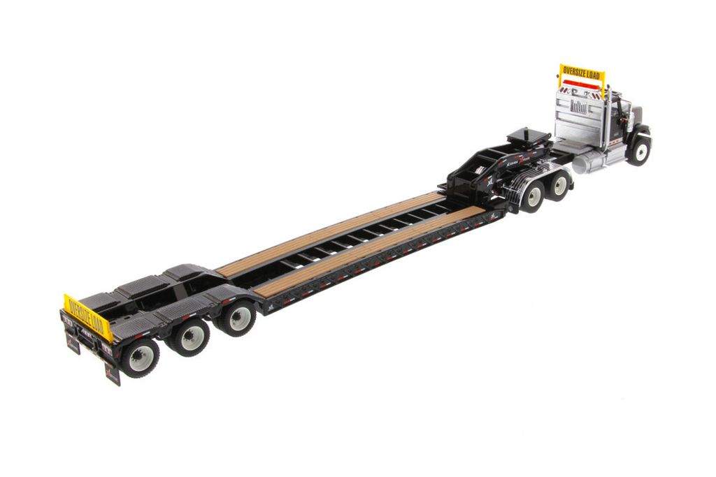 71017-DMA-International-HX520-Tandem-Tractor-w-XL120-HDG-Trailer-150-5__12831