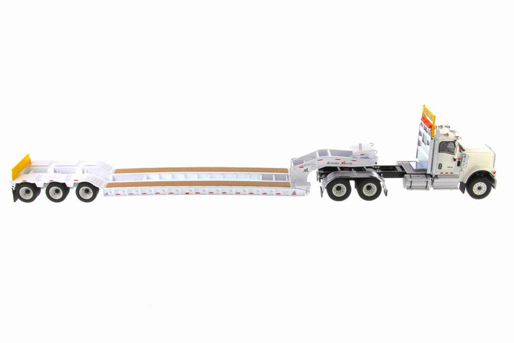 71015-DMA-International-HX520-Tandem-Tractor-w-XL120-HDG-Trailer-150-6__48481