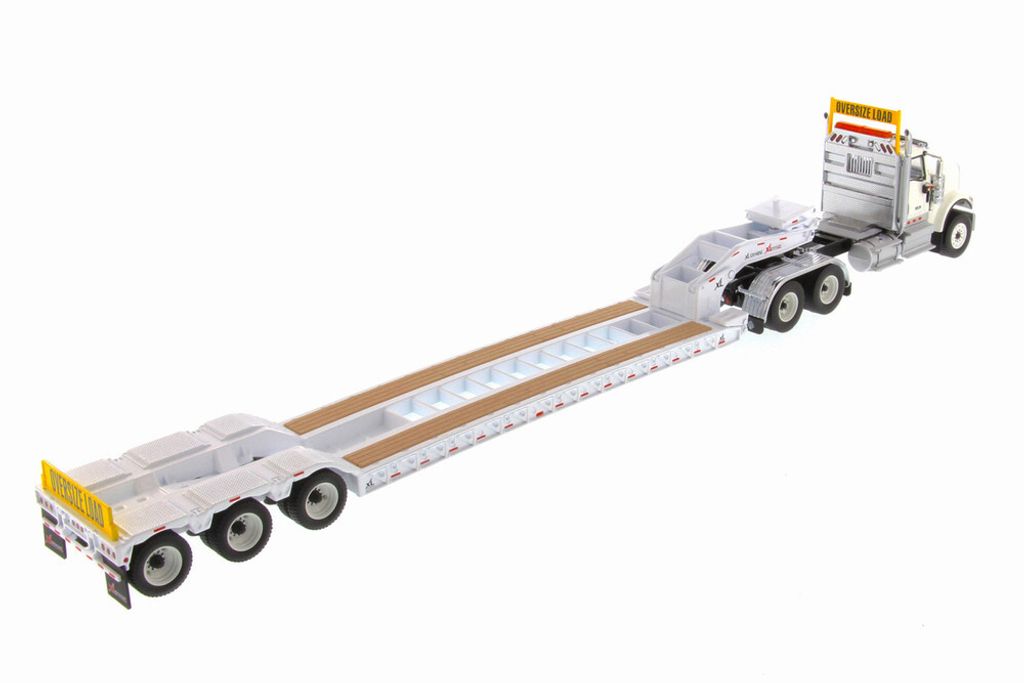 71015-DMA-International-HX520-Tandem-Tractor-w-XL120-HDG-Trailer-150-5__89504