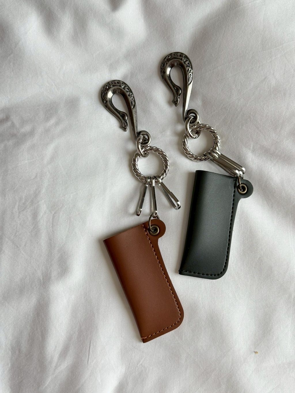 72E1E0A6-4D5C-410A-B26C-6E504E35090C