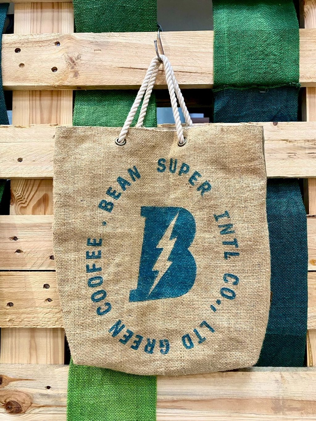 37331e84869bb2c9fc448092861886cb