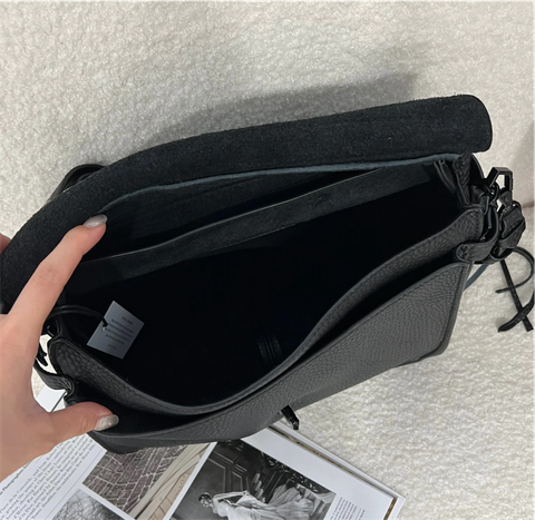 Photoroom_20251220_004417