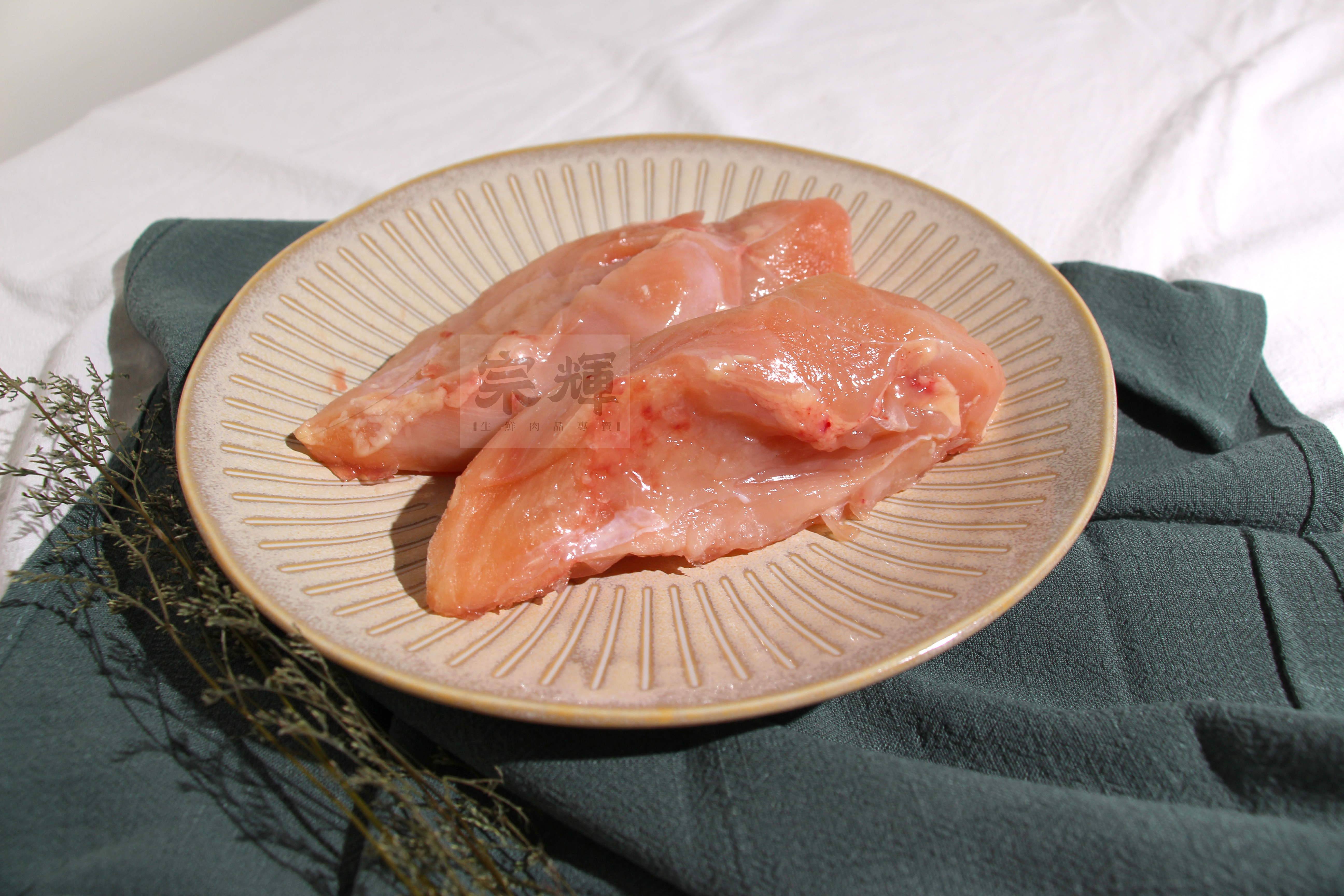 無骨雞胸肉1