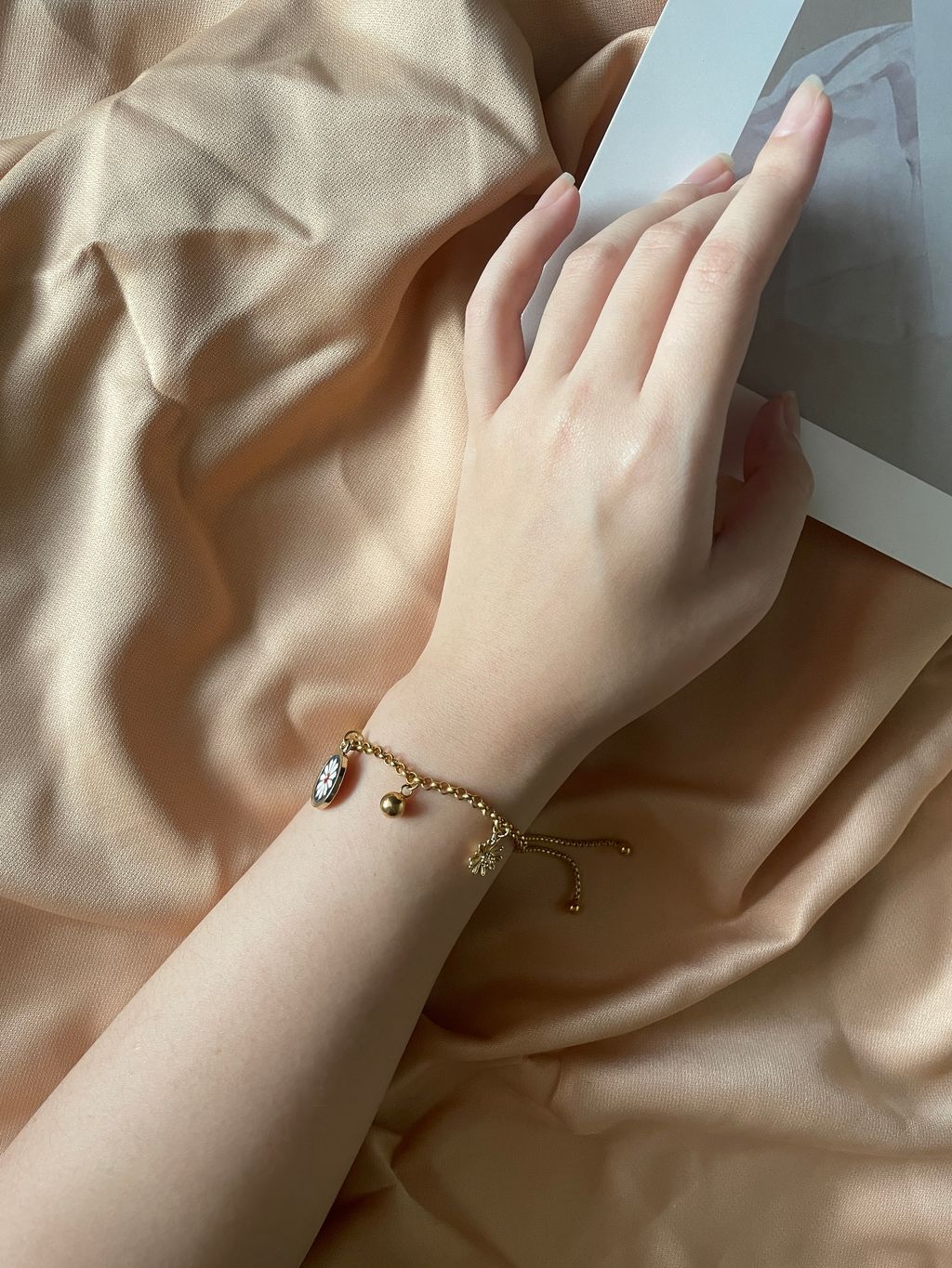 6AE62FBA-B45F-4BB0-A449-BDA4DACE069D