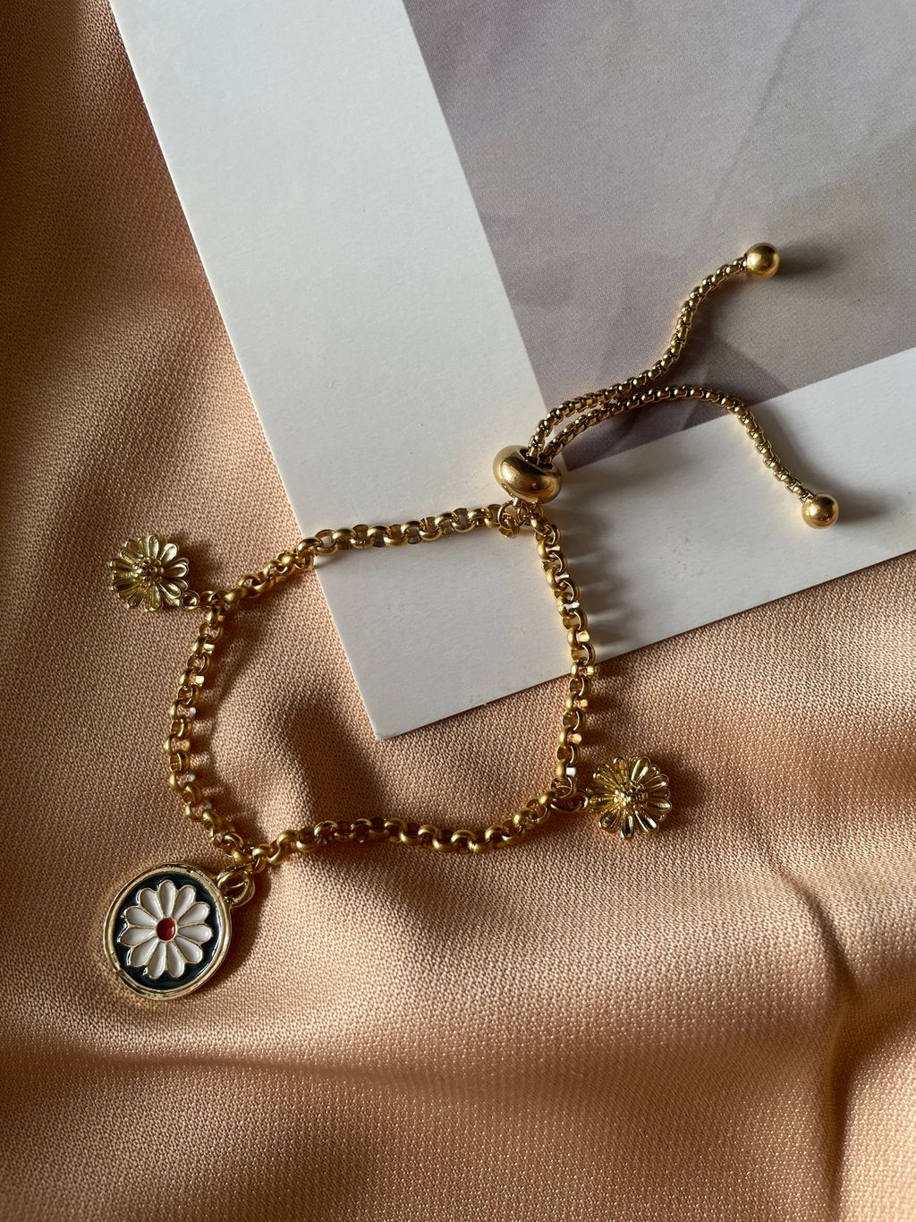 F44259F2-C242-47BD-8B3F-4EC73DFE0D3D