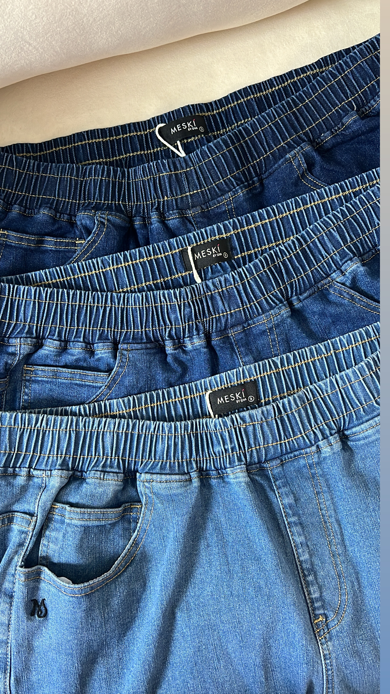 5F43618A-D5B0-446A-8701-C4001D2E1E25